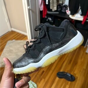 Air Jordan 11 Low